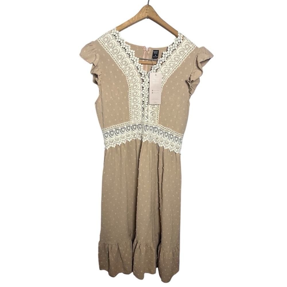 Elegant Tan Lace-Trimmed Dress Sleeveless M New